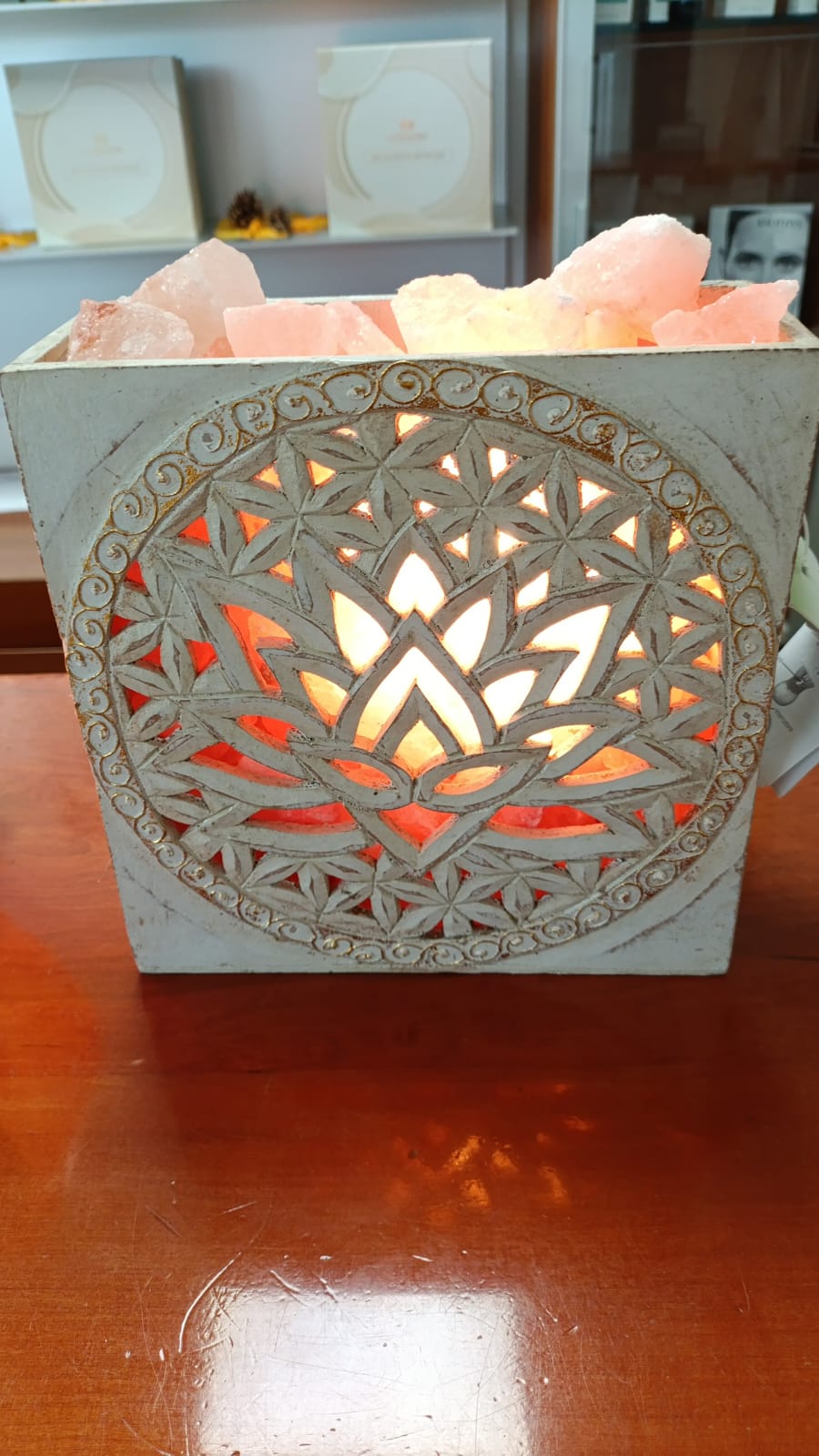 BRACIERE DI SALE FIORE DI LOTO E FIORE DELLA VITA DECAPATO CM H20X20X8 C** Cod. SAL118