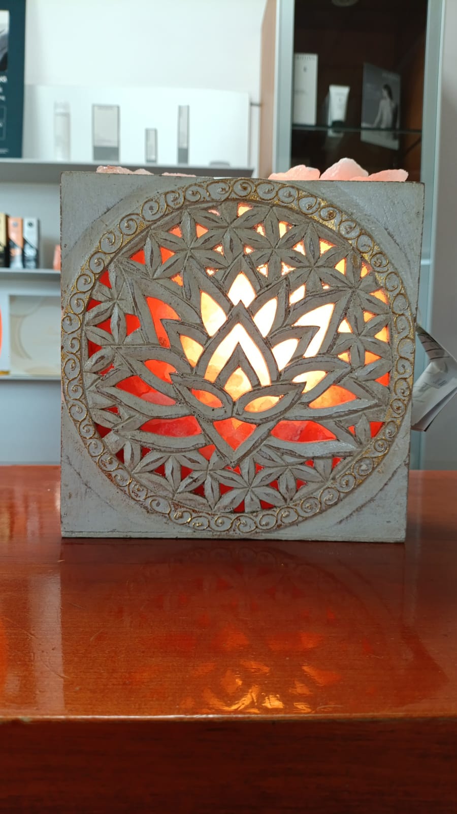 BRACIERE DI SALE FIORE DI LOTO E FIORE DELLA VITA DECAPATO CM H20X20X8 C** Cod. SAL118