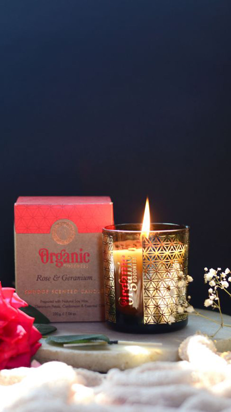 Candela Organic Goodness in cera di soia e frammenti di Rosa & Geranio gr 200