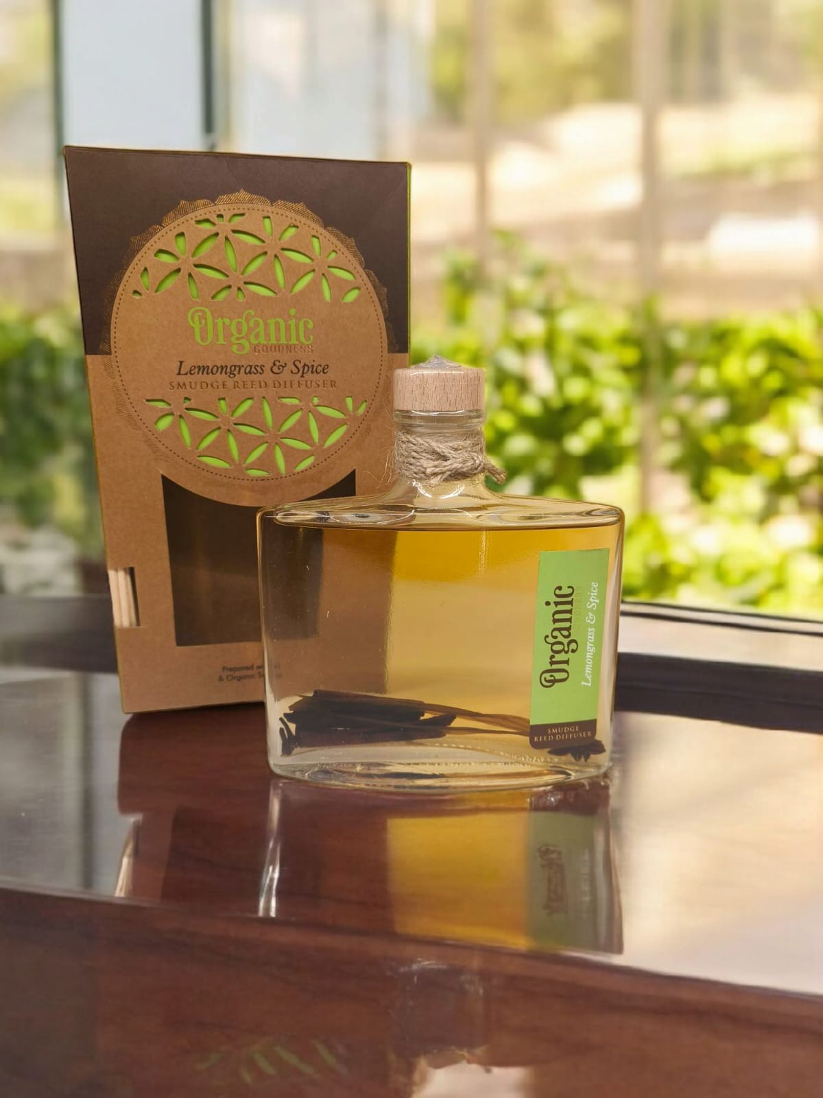 Diffusore di profumo per ambiente con bastoncini ml 150 Lemongrass e Spicy