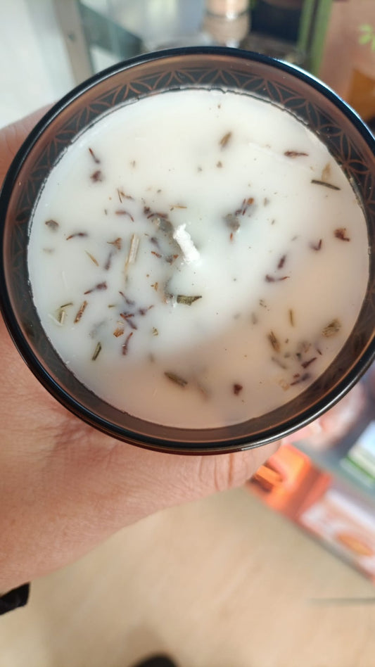 Candela profumata Organic Goodness Salvia e Lavanda