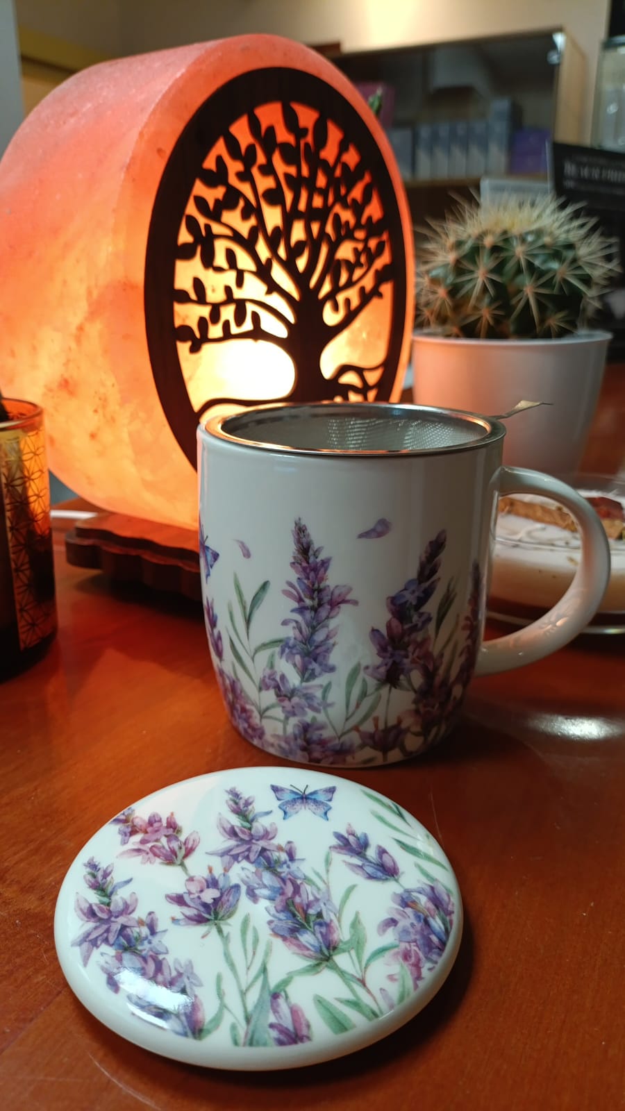 Tazza Mug in ceramica con Infusore e Coperchio fiori ML 380