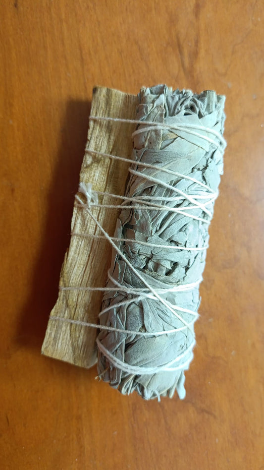 Smudge salvia bianca + 1 legnetto di palo santo