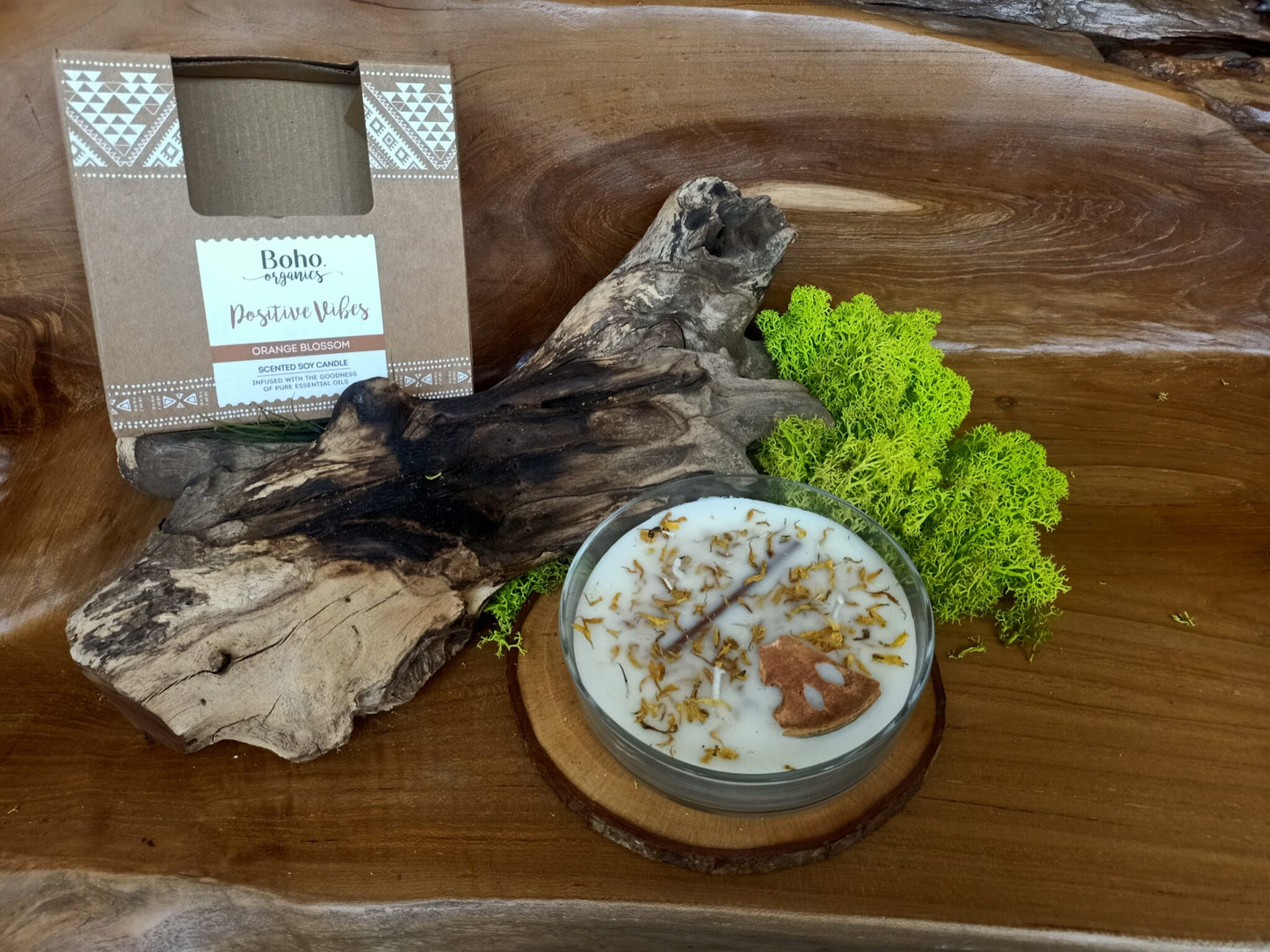 Candela cera di soia boho collection POSITIVE VIBES ARANCIO BLOSSOM 200 gr.