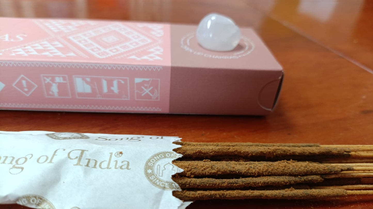 Incensi naturali seven chakras con pietra quarzo rosa